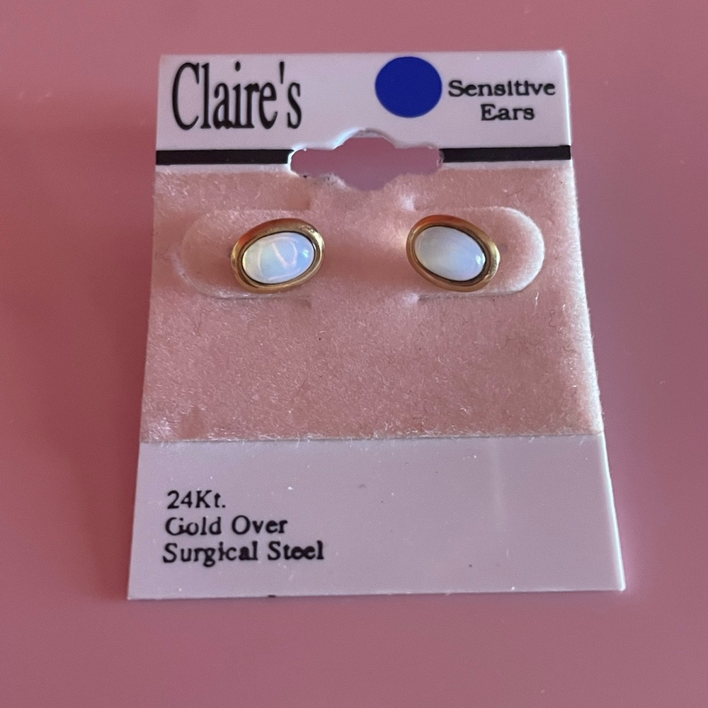 Clair’s Earring Studs